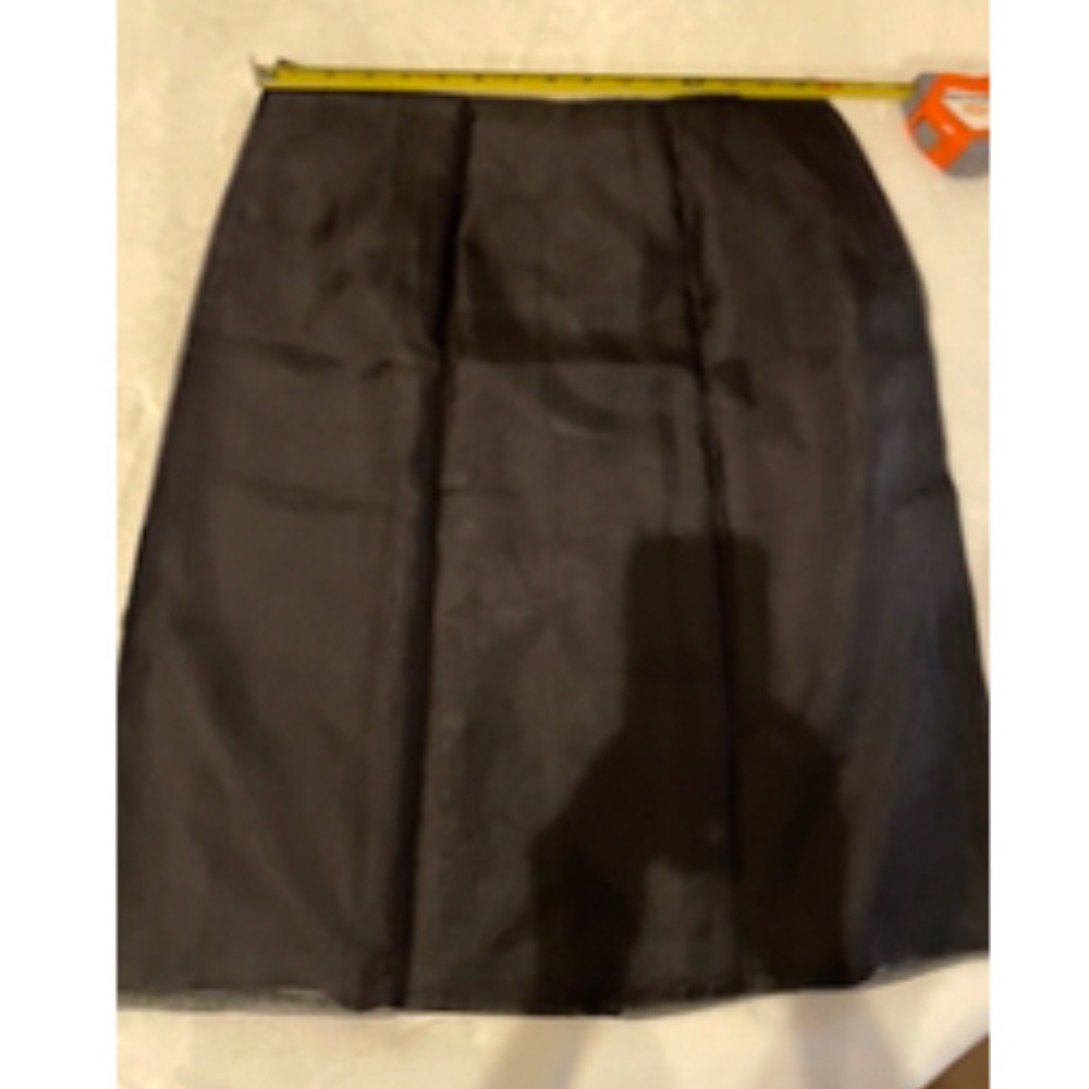 Elegant Black dressy sheer lined midi skirt size med